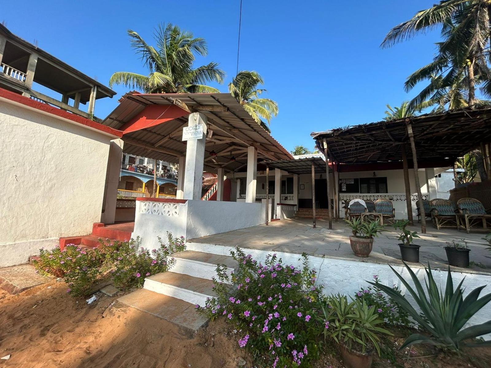 Ocean View Goan Beach House Калангут Экстерьер фото