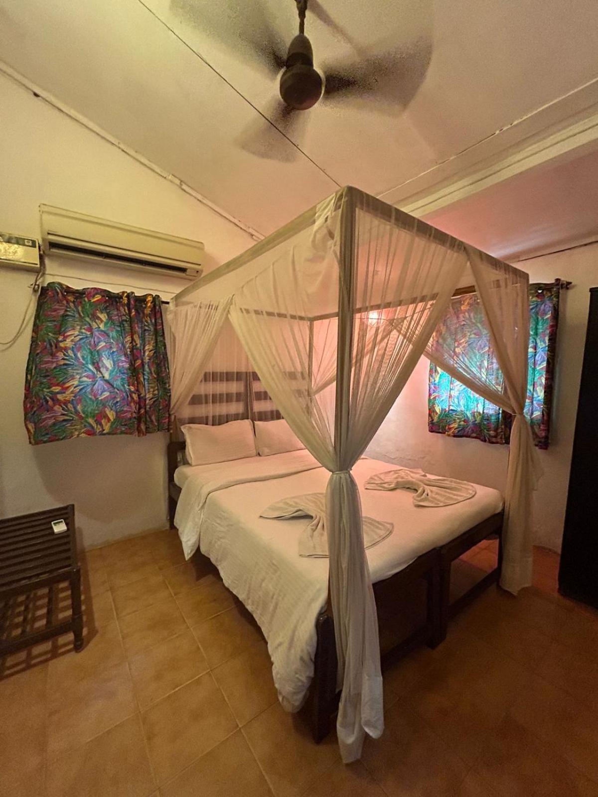 Ocean View Goan Beach House Калангут Экстерьер фото