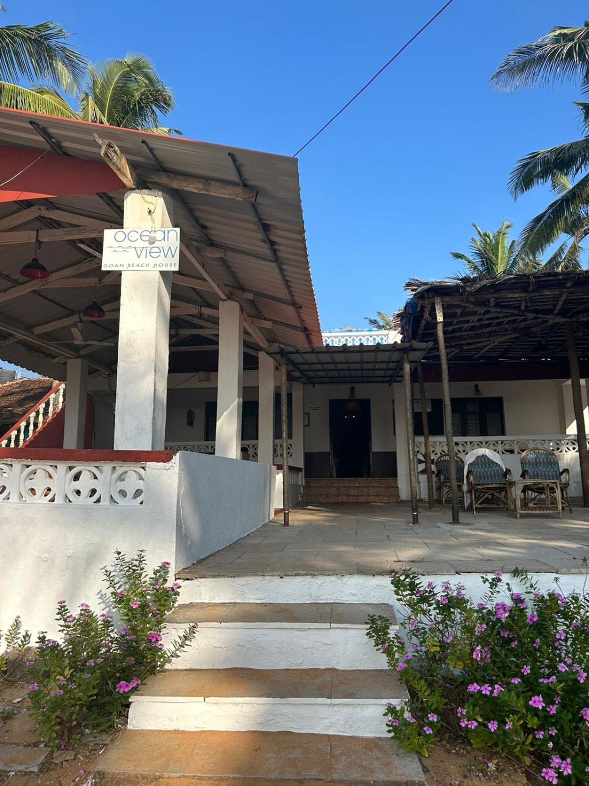 Ocean View Goan Beach House Калангут Экстерьер фото